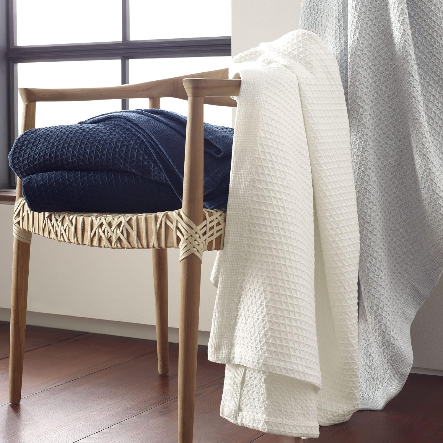 image:imageNautica Twin Blanket Diamond Weave Cotton Bedding MediumWeight for All Seasons Ideal Dorm Essentials OekoTex Certified Baird GreyBaird White
