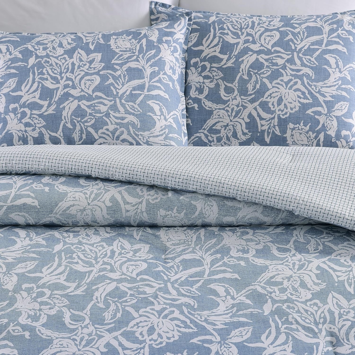 image:imageNautica Twin Comforter Set Reversible Bedding with Matching Sham Floral Room Decor College Dorm Room Essentials Tortola BlueTortola Blue