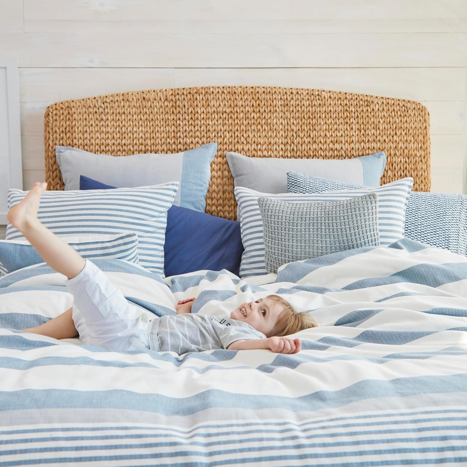 image:imageNautica Twin Comforter Set Reversible Cotton Bedding with Matching Sham MediumWeight Dorm Essentials OekoTex Certified Fairwater BlueBlueWhiteGrey