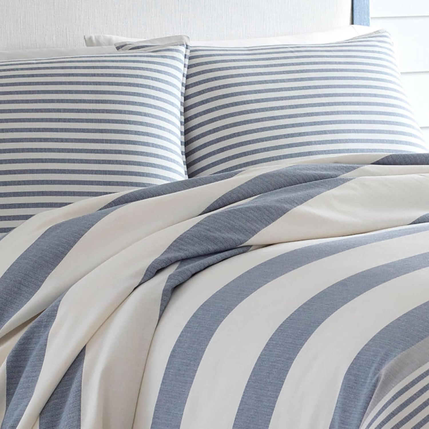 image:imageNautica Twin Comforter Set Reversible Cotton Bedding with Matching Sham MediumWeight Dorm Essentials OekoTex Certified Fairwater BlueBlueWhiteGrey