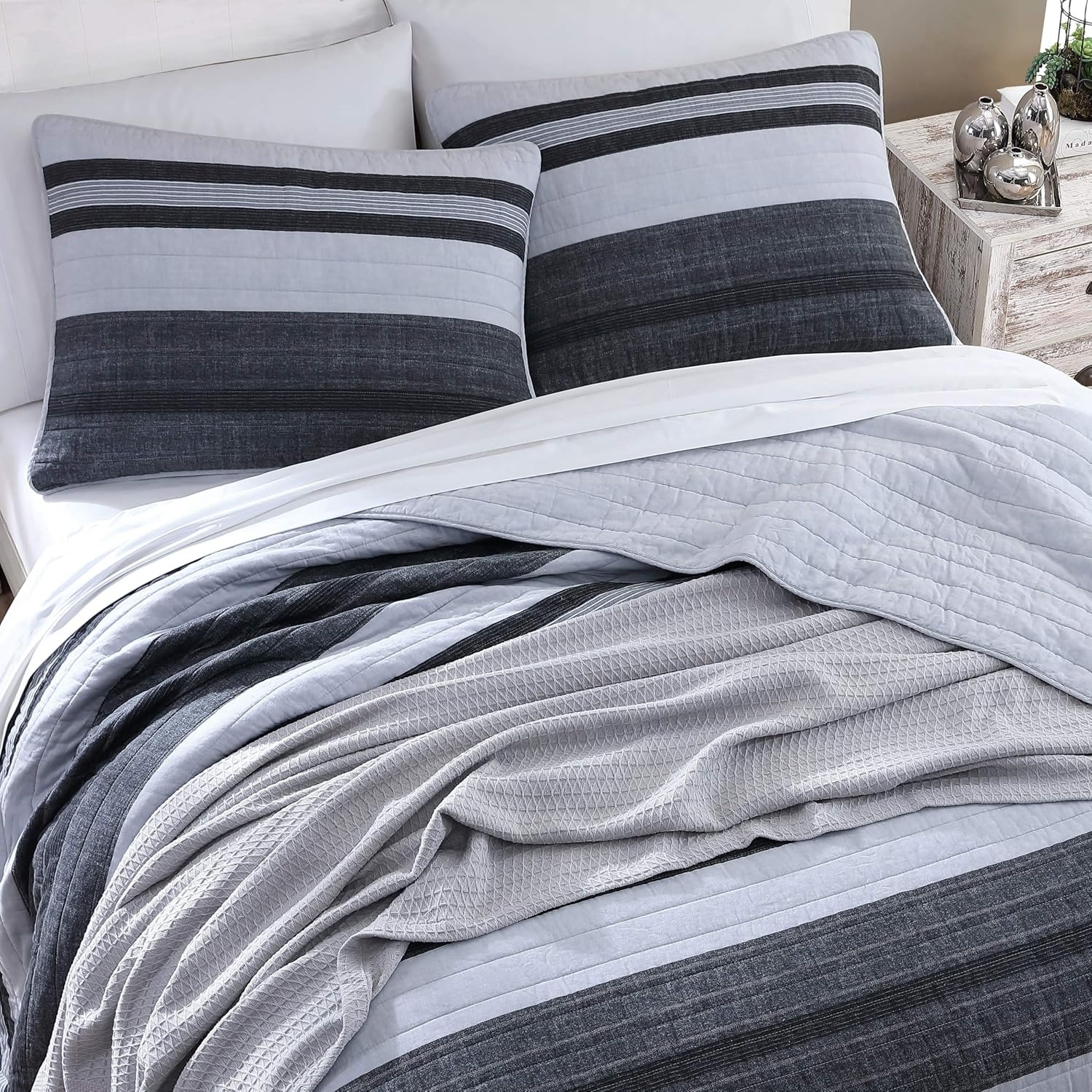 image:imageNautica Twin Quilt Set Cotton Reversible Bedding Cozy Home Decor amp Dorm Room Essentials Ardmoore Grey TwinQueen