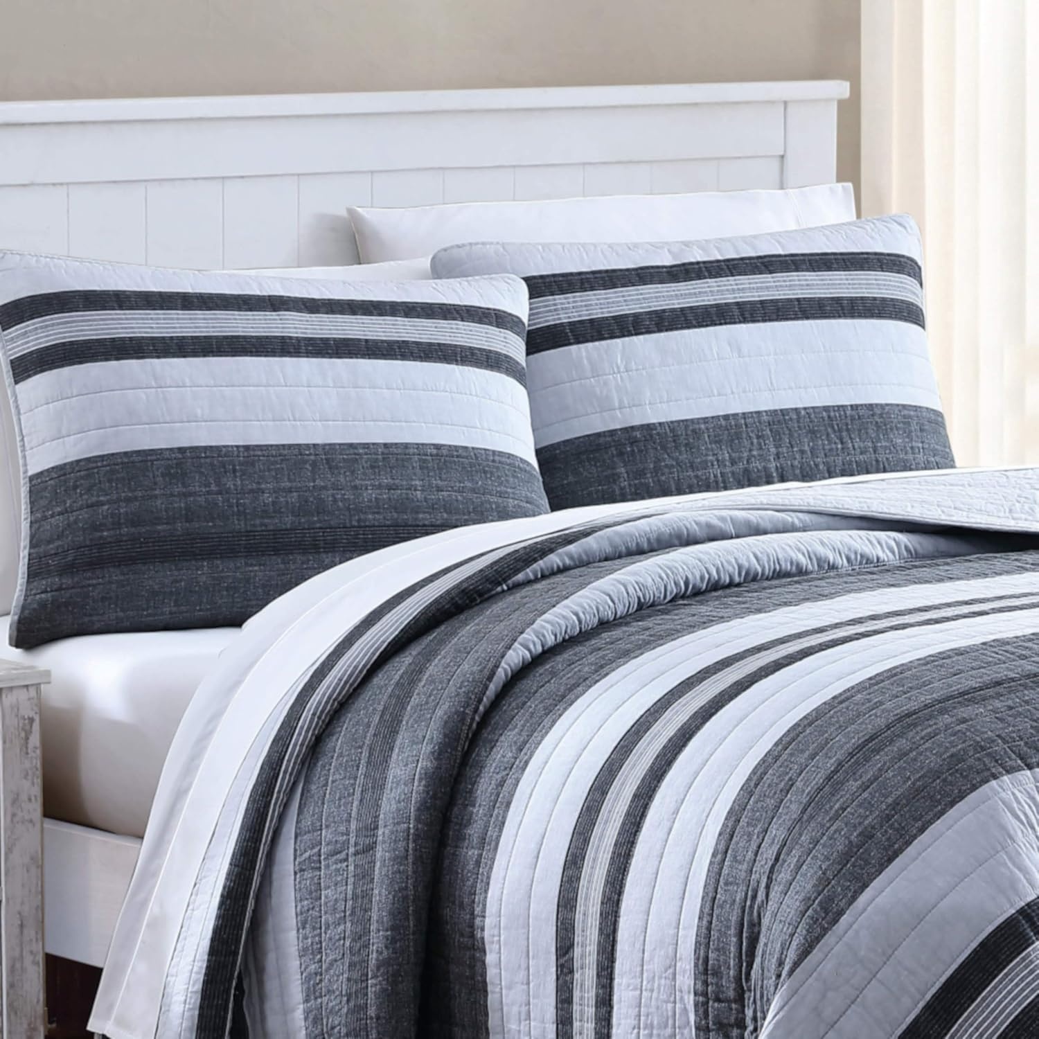 image:imageNautica Twin Quilt Set Cotton Reversible Bedding Cozy Home Decor amp Dorm Room Essentials Ardmoore Grey TwinQueen