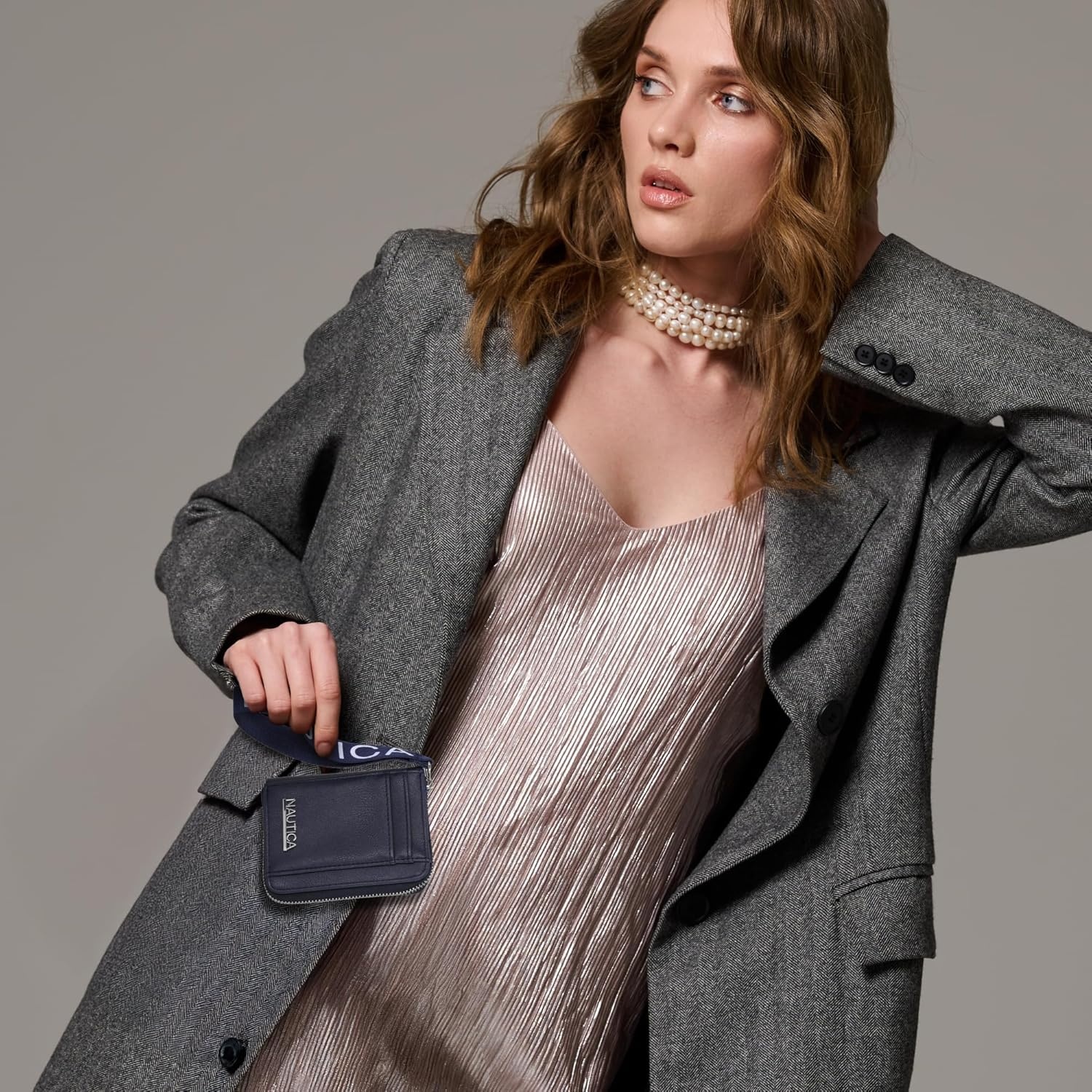 image:imageNautica Everglades Small Wallet for Women Compact Thin Wristlet Credit Card Wallet with ID Window Zippered Coin Purse BlackTaupe