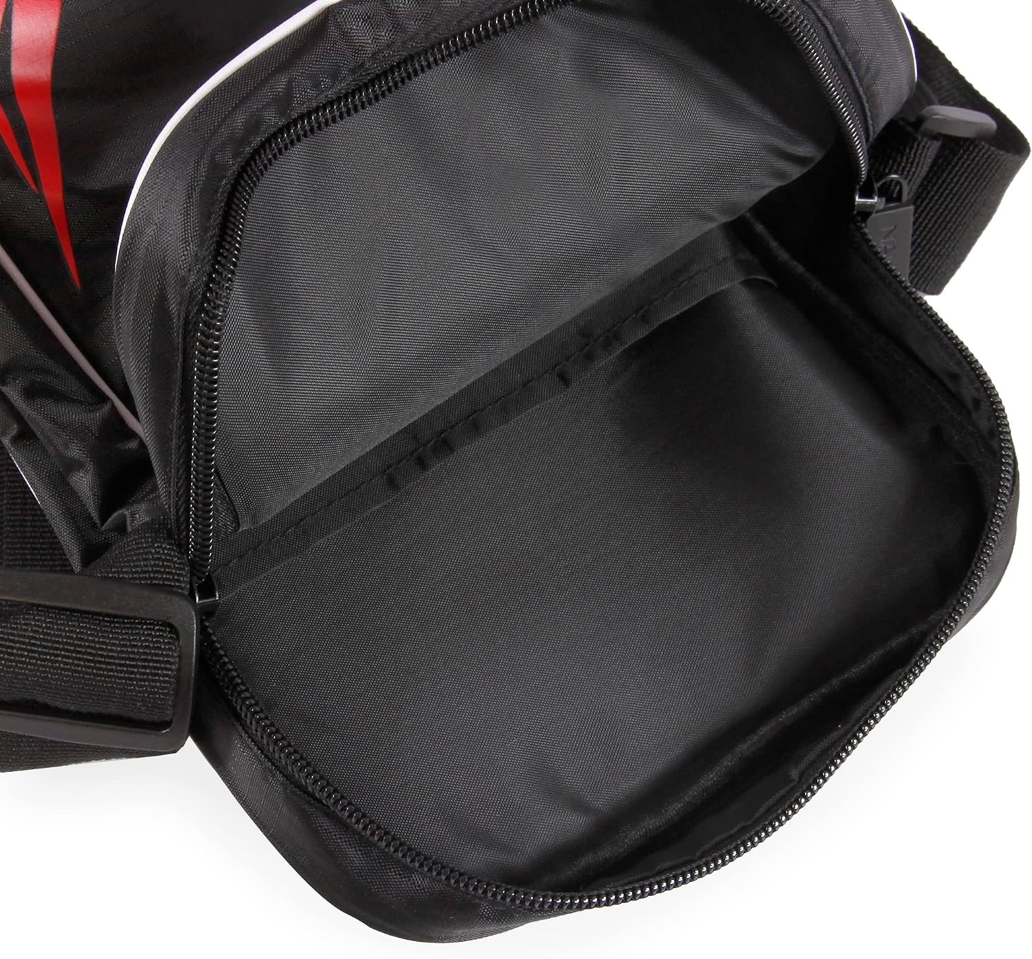 image:imageNautica Sling ShoulderBlack White