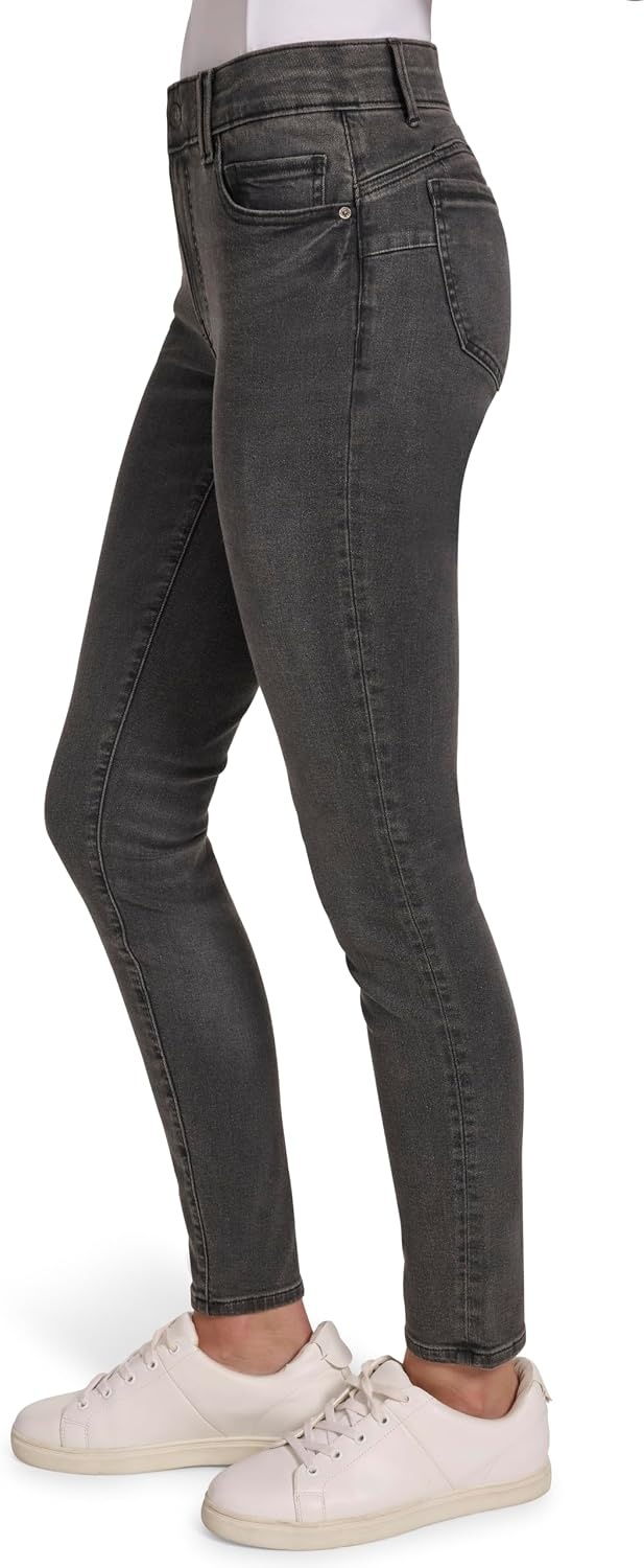 image:imageNautica Womens High Rise Skinny Mid Rise JeansVoyage Wash