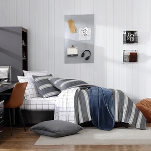 Nautica – Queen Comforter Set, Reversible Bedding with Matching Shams, Stripe Room Decor Bed Set, College Dorm Room Essentials (Craver Charcoal)(Craver Black/White)